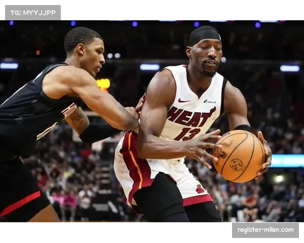 阿德巴约内外兼修砍下两双 热火内线优势成取胜关键